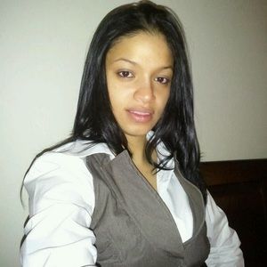 Meet your Posher, Mariely